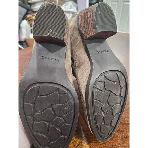 Vionic Cecily Stone Grey Weatherproof Suede Zip Block Heel Ankle Bootie US 7 - Picture 5 of 9